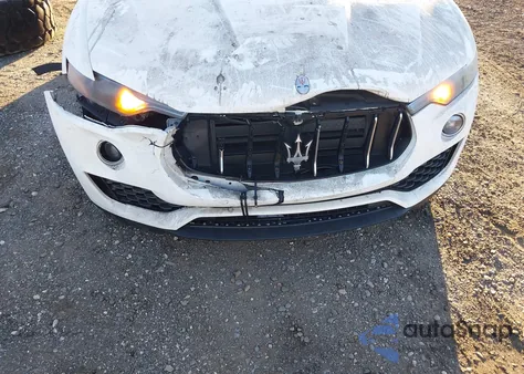 2017 Maserati Levante z USA, uszkodzony, nr VIN ZN661XUAXHX224543